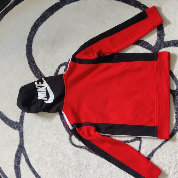 Nike boys matching set - Picture 3 of 4